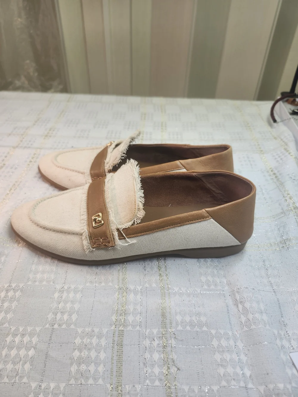 AEROSOLES Cream Canvas Loafers with Tan Trim